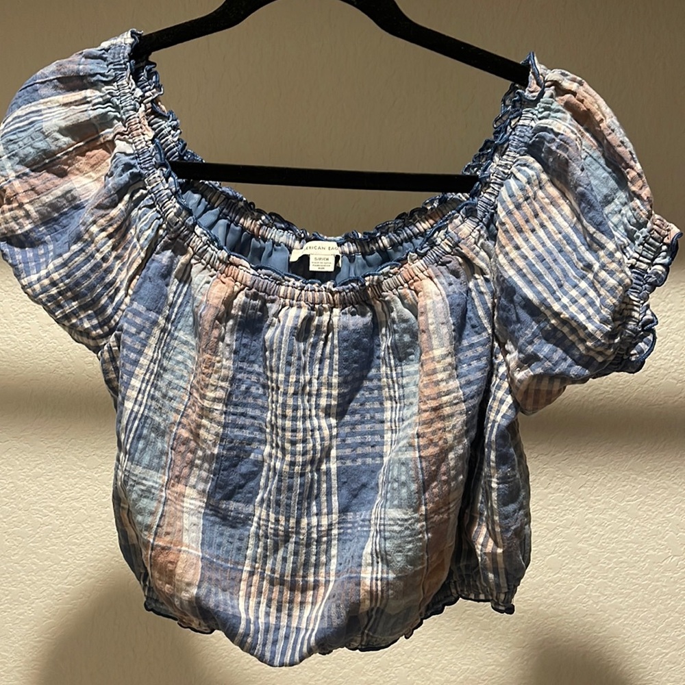 AE crop top